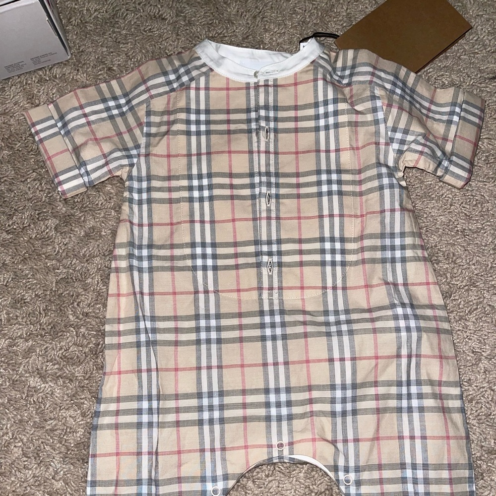 Burberry romper